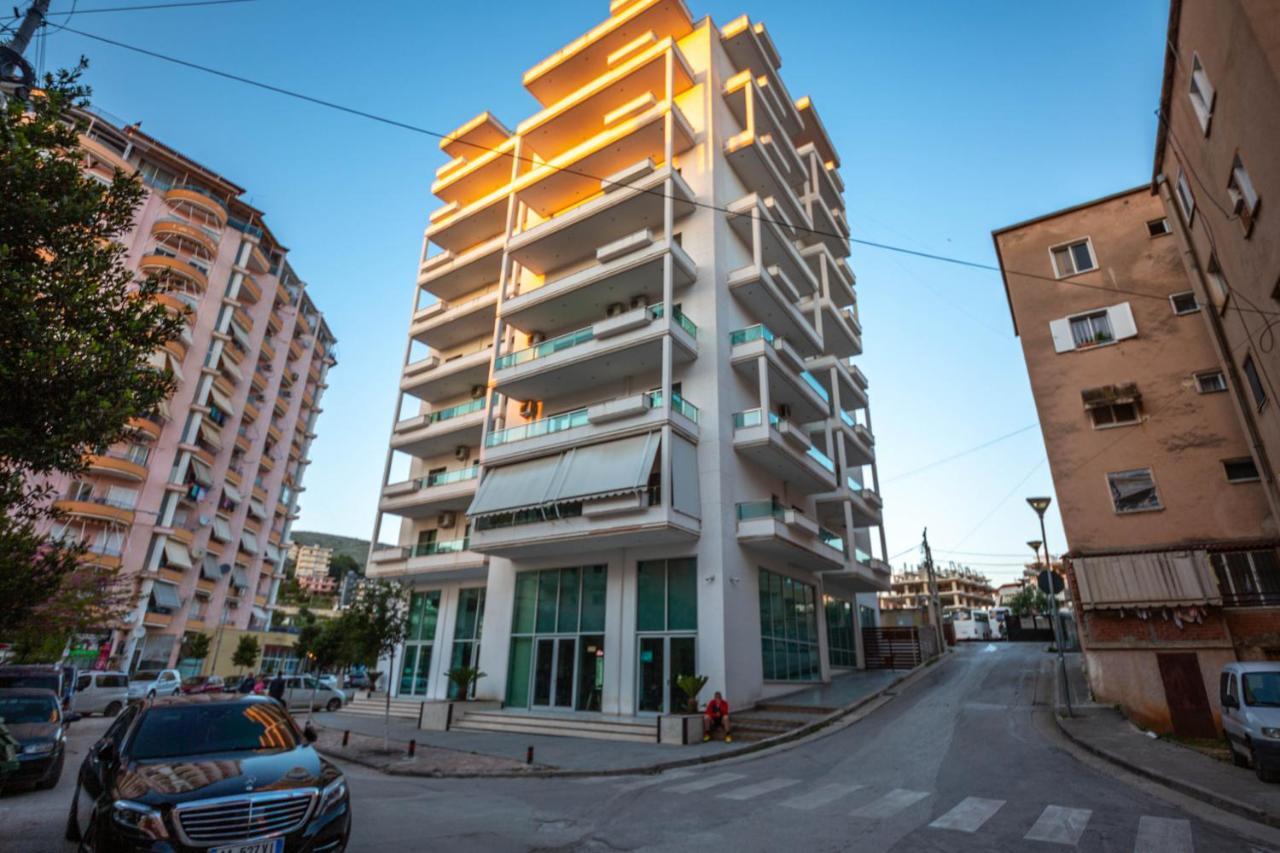 Mamma'S Apartments Sarande Bagian luar foto