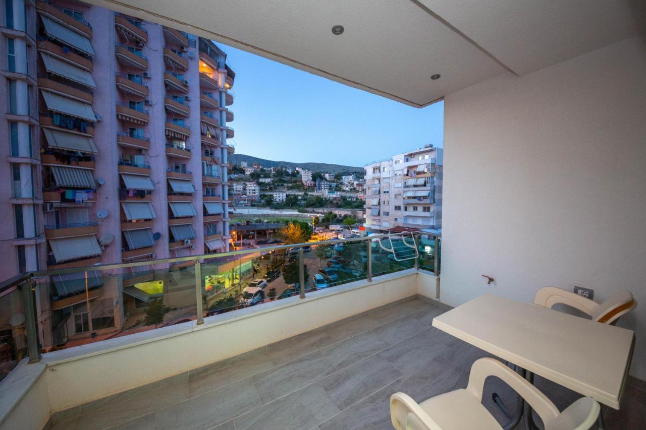 Mamma'S Apartments Sarande Bagian luar foto