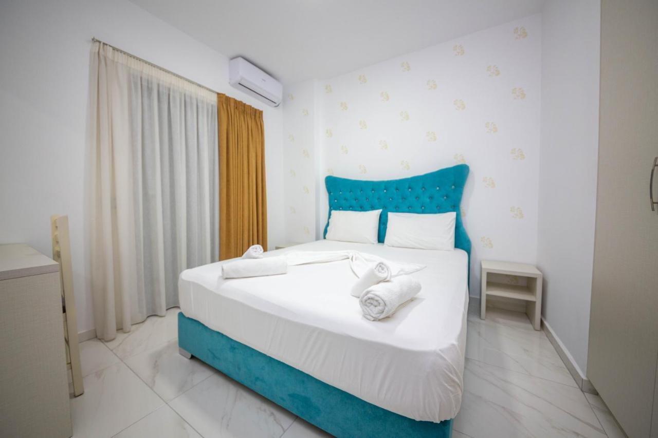 Mamma'S Apartments Sarande Bagian luar foto