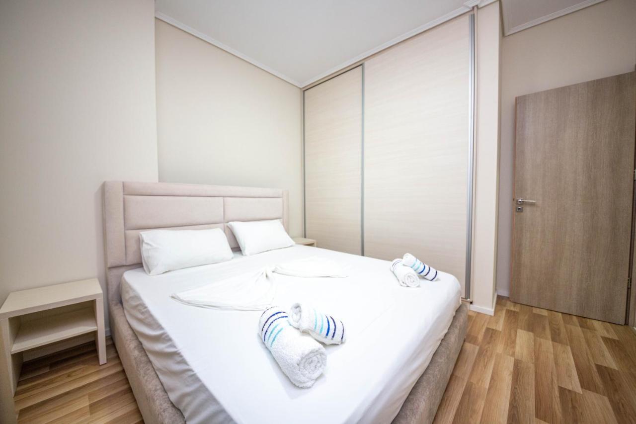 Mamma'S Apartments Sarande Bagian luar foto